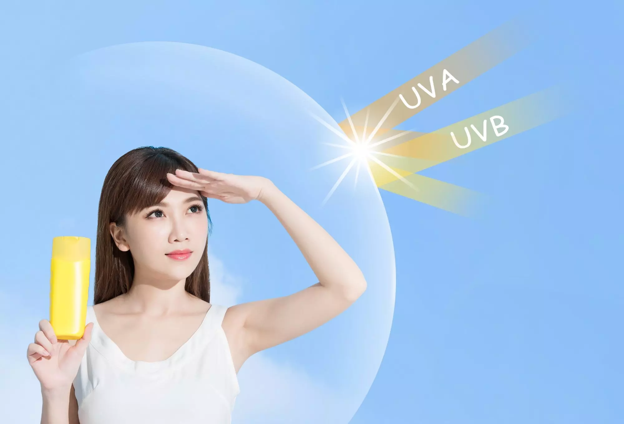 Tiếp xúc quá mức với tia UV từ ánh nắng mặt trời có thể kích thích các khối u da phát triển